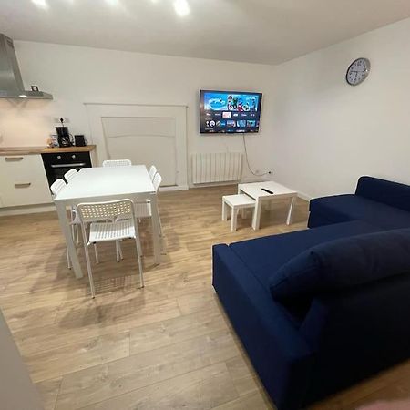 Charmante Maison A Evran Proche Dinan Et St Malo. Экстерьер фото