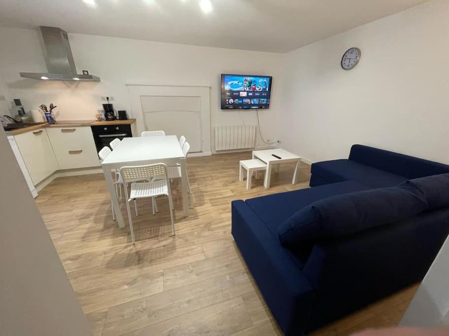 Charmante Maison A Evran Proche Dinan Et St Malo. Экстерьер фото