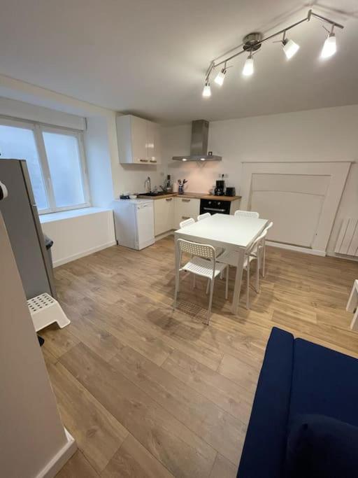 Charmante Maison A Evran Proche Dinan Et St Malo. Экстерьер фото