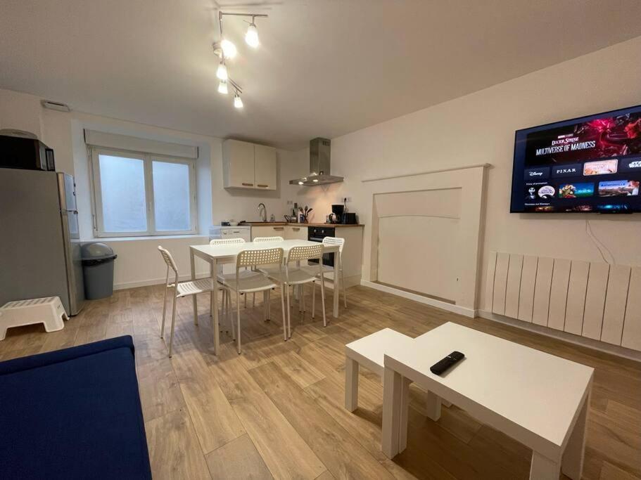 Charmante Maison A Evran Proche Dinan Et St Malo. Экстерьер фото
