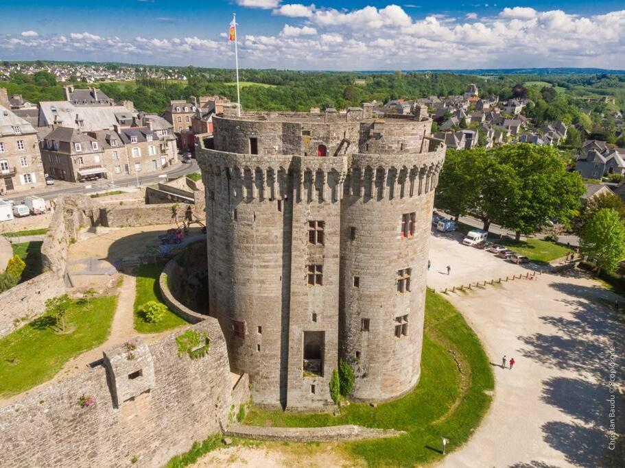 Charmante Maison A Evran Proche Dinan Et St Malo. Экстерьер фото